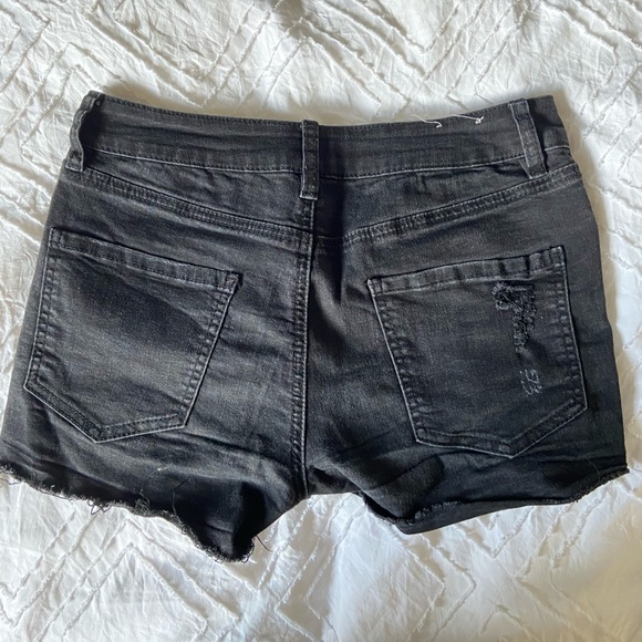 Night rise ripped denim shorts - Picture 2 of 2